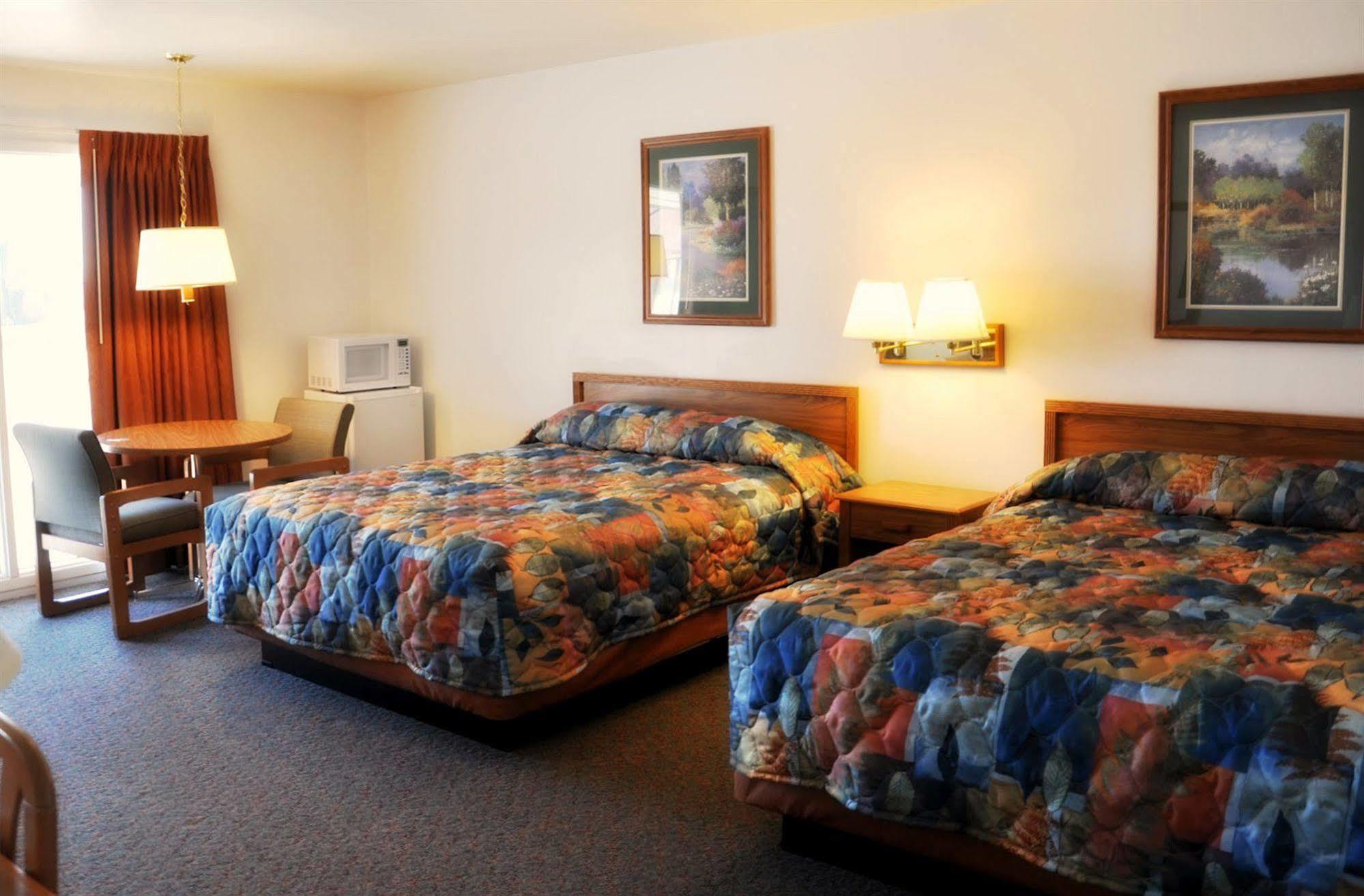 Trade Winds Motel Valentine Exteriér fotografie